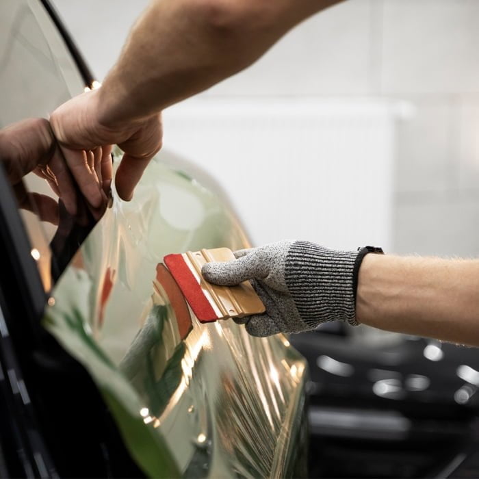 Car Polishing at al zaabi autocare